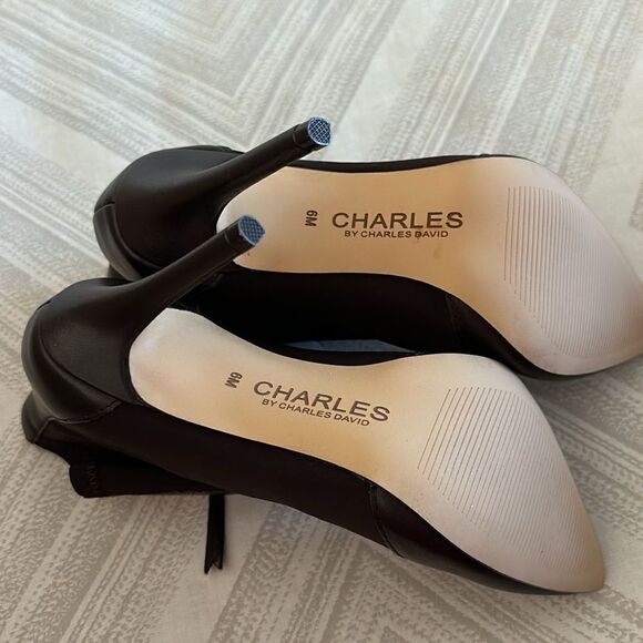 Charles By Charles David Dark Brown Ankle Boot Mixed Media Leather Front Zip - Picture 6 of 7